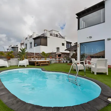 La Casa Del Volcano Pool